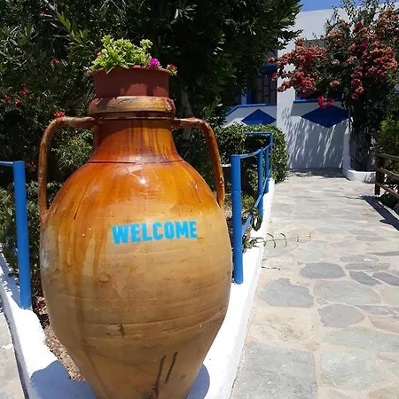 Apartment Paradise *